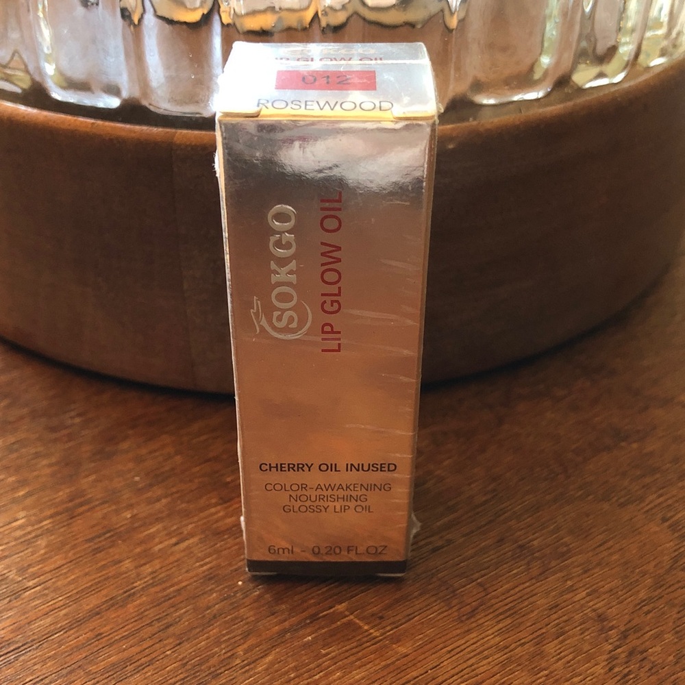 New in box sealed. Sokgo Lip Glow Oil - Rosewood
